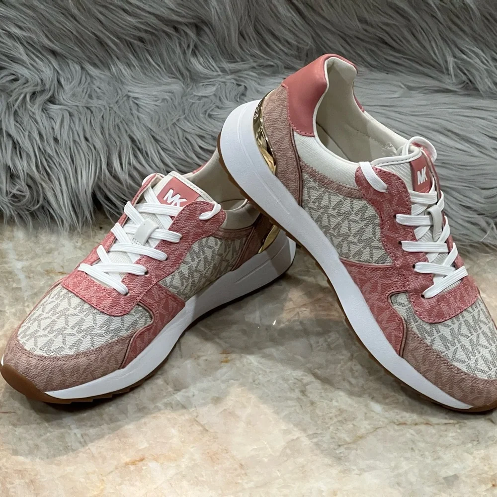 Michael Kors Logo Lace-Up Sneakers - Picture 10 of 17